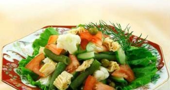 Салат деликатесный из цветной капусты
