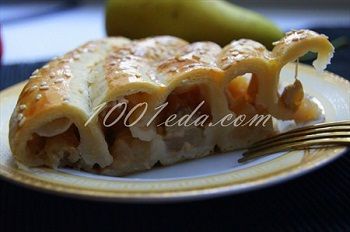 Слоеный пирог с яблоками и бананами