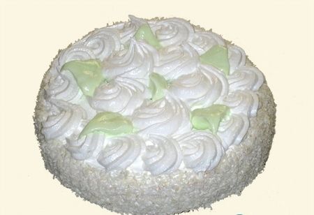Бисквитный торт с белковым кремом рецепт с фото