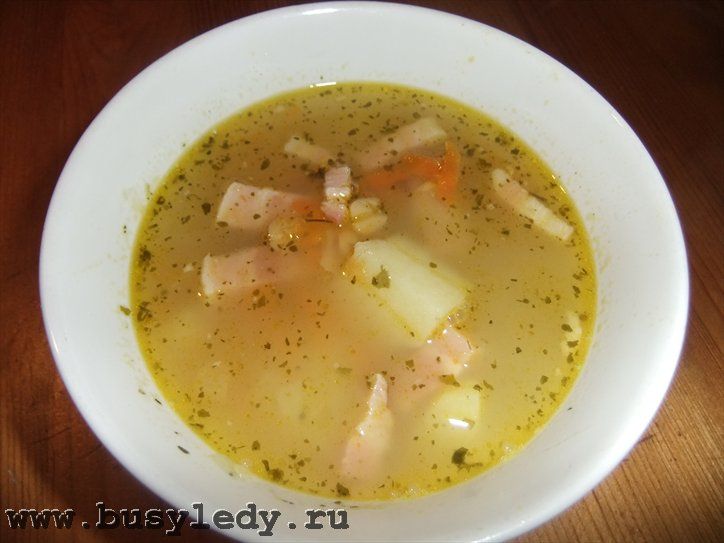 Гороховый суп с сосисками в мультиварке