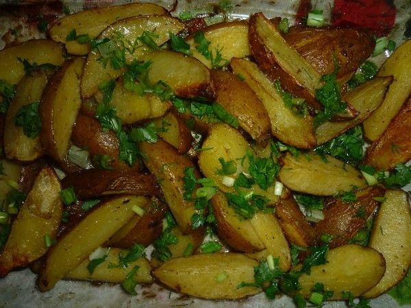 Картофель в кожуре в духовке