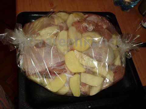 Картошка с курицей в пакете для запекания рецепт с фото