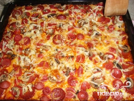 Пицца домашняя с колбасой рецепт