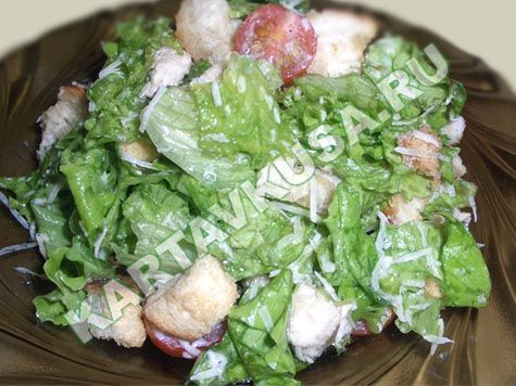 Рецепт салат цезарь с курицей и сухариками