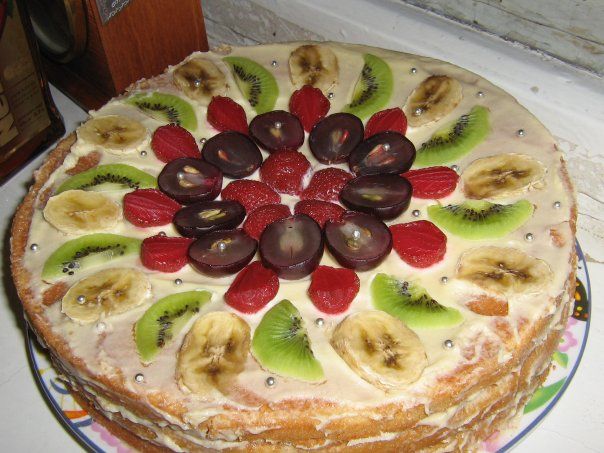 Рецепт торта из готовых коржей с фото